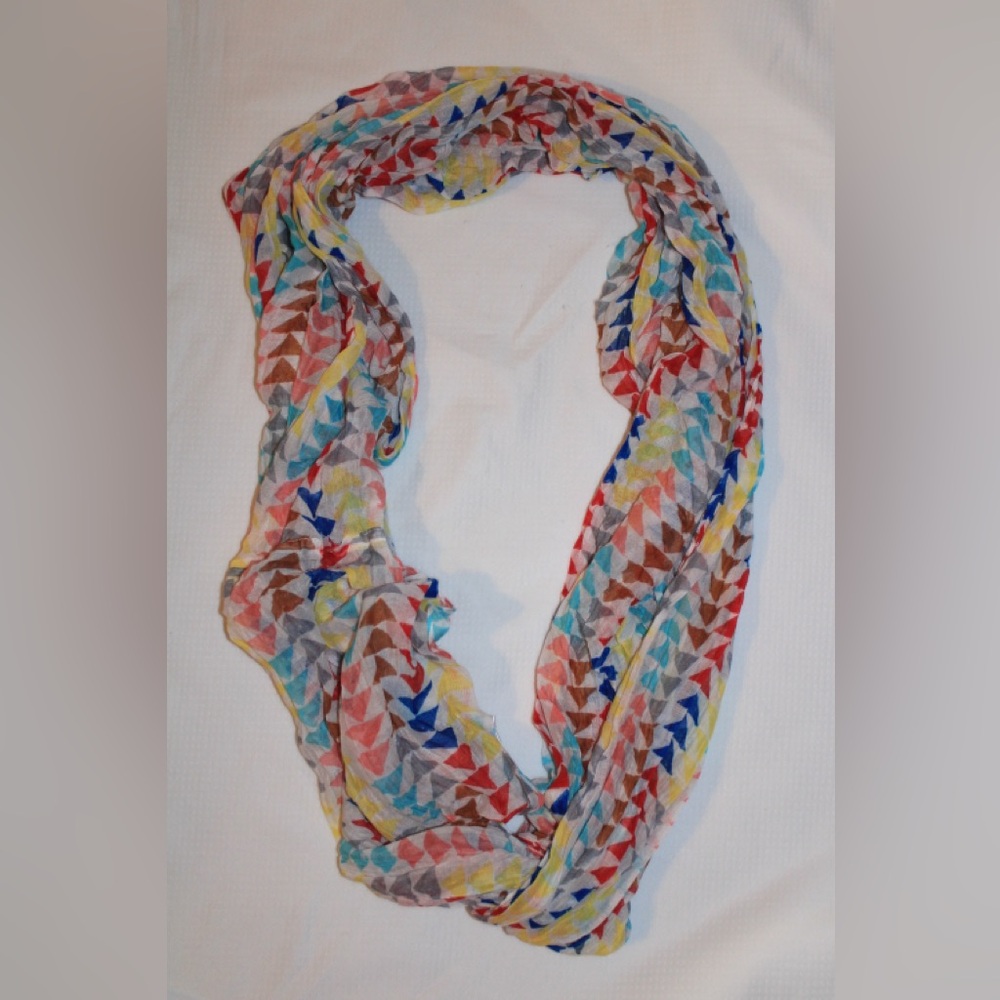 Colorful Geometric Pattern Infinity Scarf - Picture 2 of 5